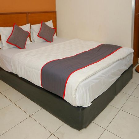 Hotel O Puncak Bogor Near Taman Safari Екстер'єр фото