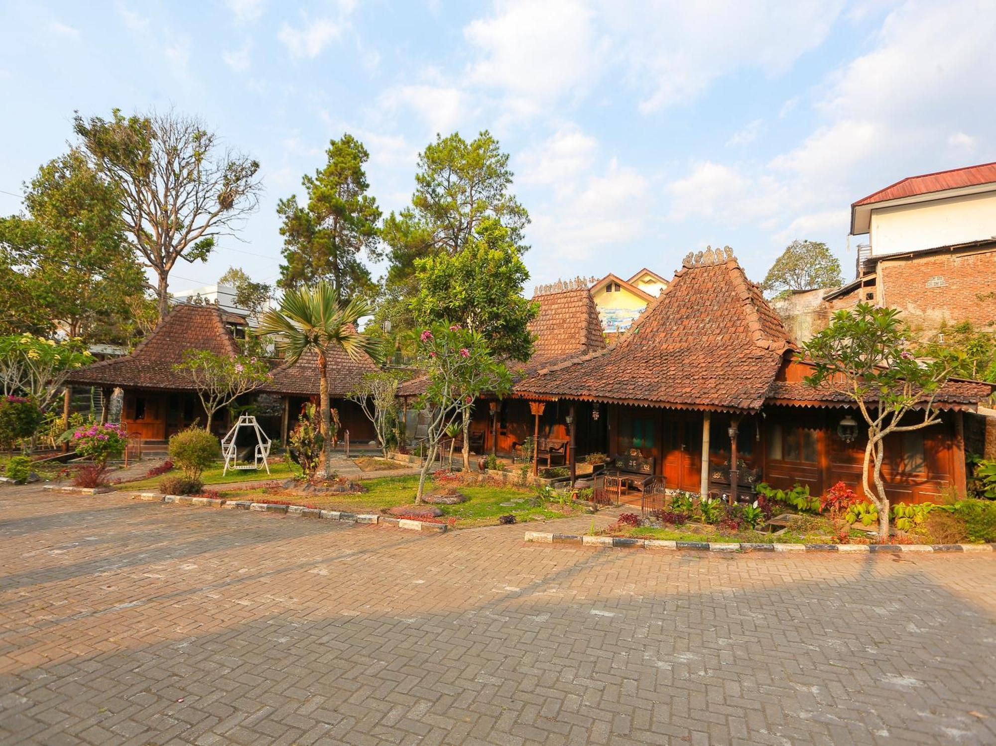 Hotel O Puncak Bogor Near Taman Safari Екстер'єр фото